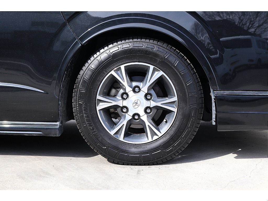 ハイエースセカンド高崎店にて展示中♪027-384-3591