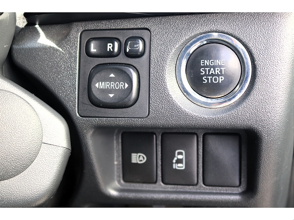 ハイエースセカンド高崎店にて展示中♪027-384-3591