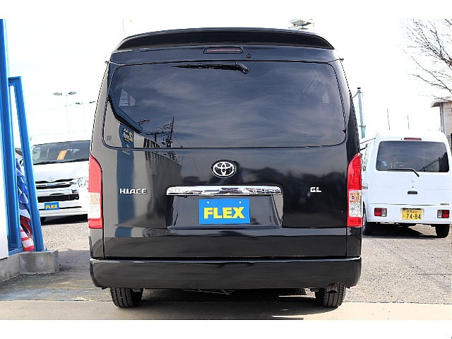 ルーフスポイラー装着♪