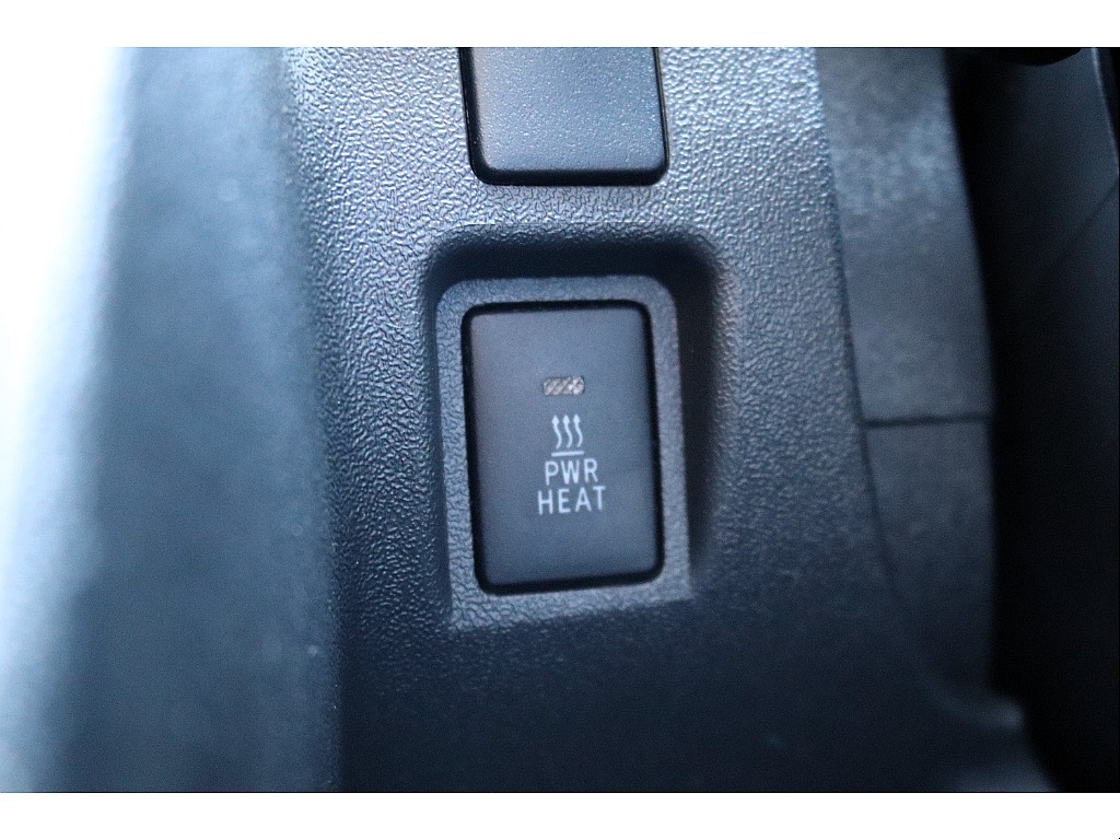 ハイエースセカンド高崎店にて展示中♪027-384-3591