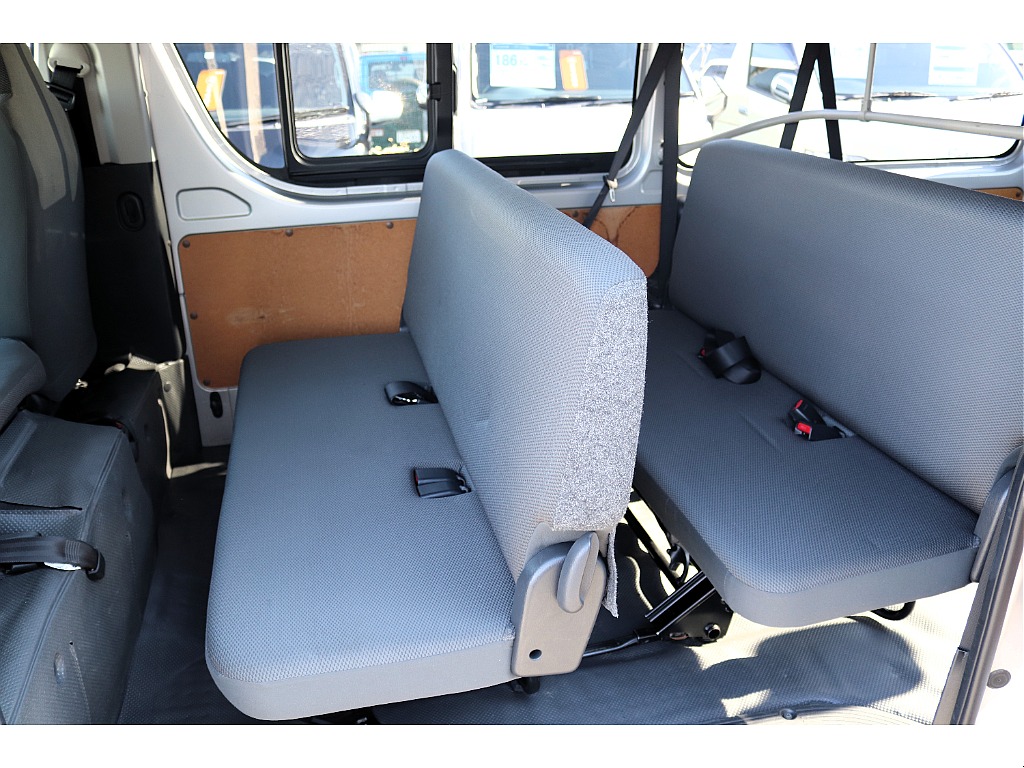 ハイエースセカンド高崎店にて展示中♪027-384-3591