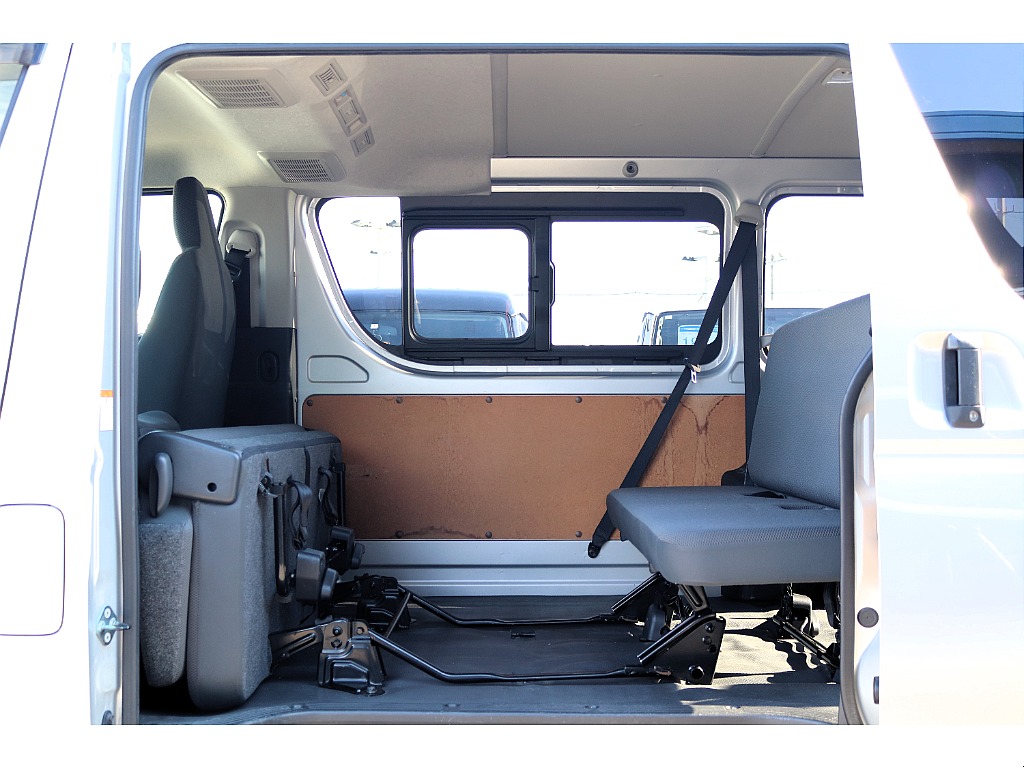 ハイエースセカンド高崎店にて展示中♪027-384-3591