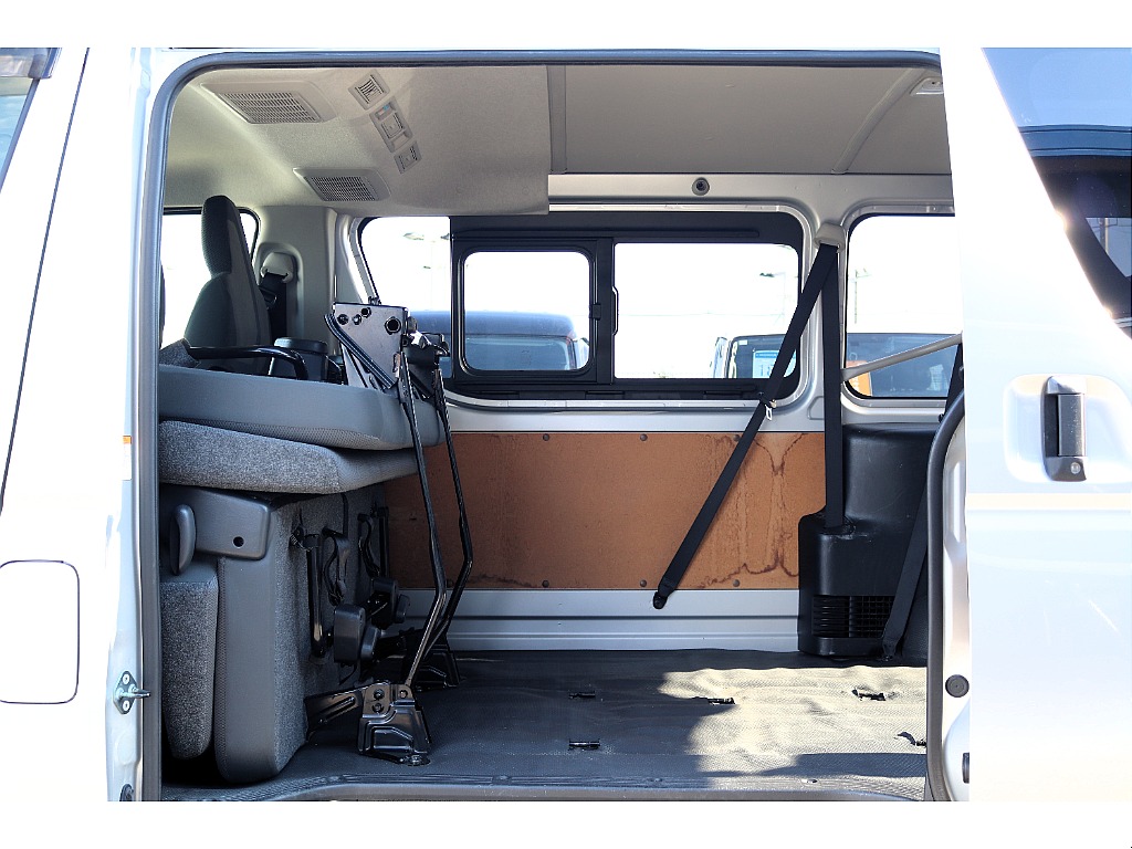 ハイエースセカンド高崎店にて展示中♪027-384-3591