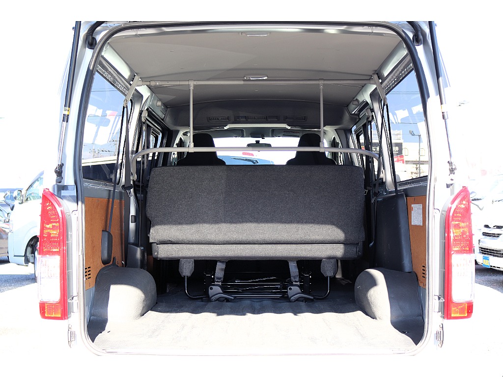 ハイエースセカンド高崎店にて展示中♪027-384-3591