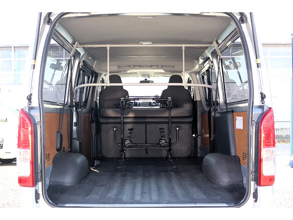 ハイエースセカンド高崎店にて展示中♪027-384-3591