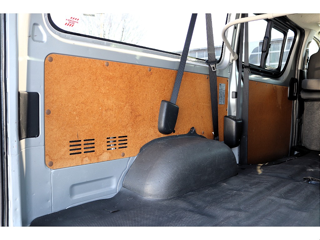 ハイエースセカンド高崎店にて展示中♪027-384-3591