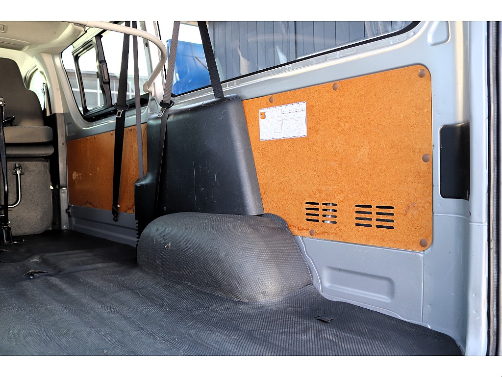 ハイエースセカンド高崎店にて展示中♪027-384-3591