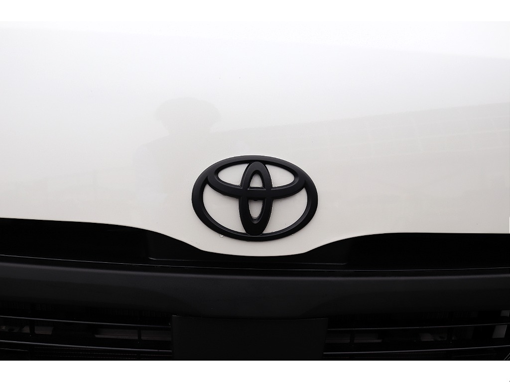 エンブレムはマットブラック塗装♪