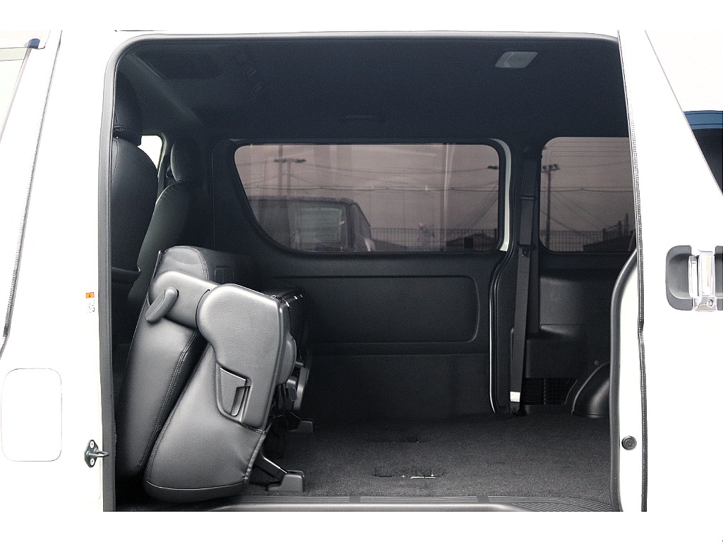 ハイエースセカンド高崎店にて展示中♪027-384-3591