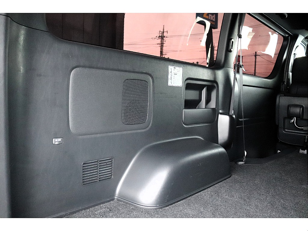 ハイエースセカンド高崎店にて展示中♪027-384-3591