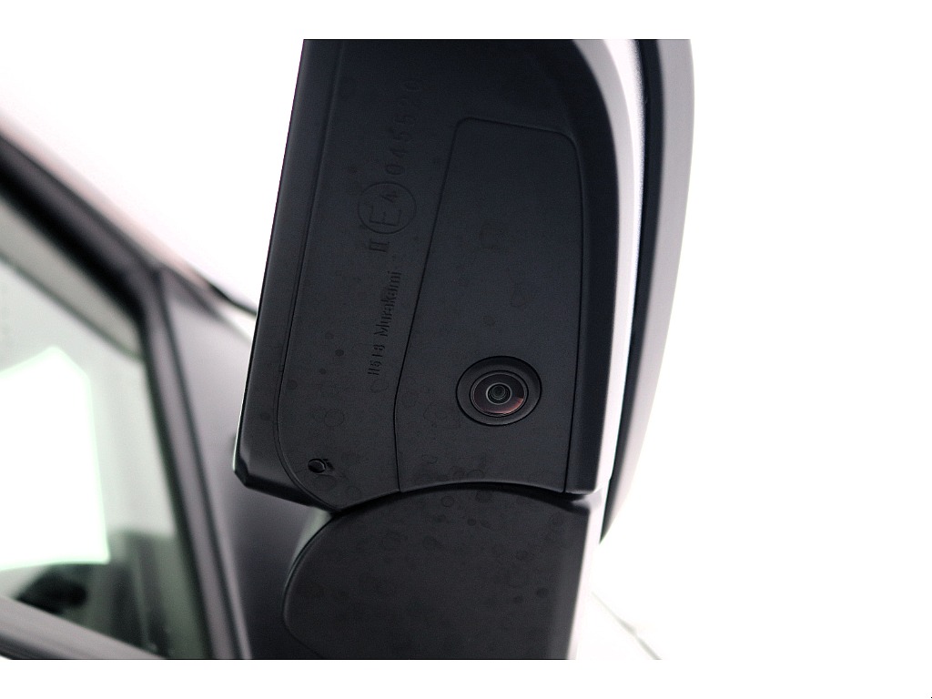 ハイエースセカンド高崎店にて展示中♪027-384-3591