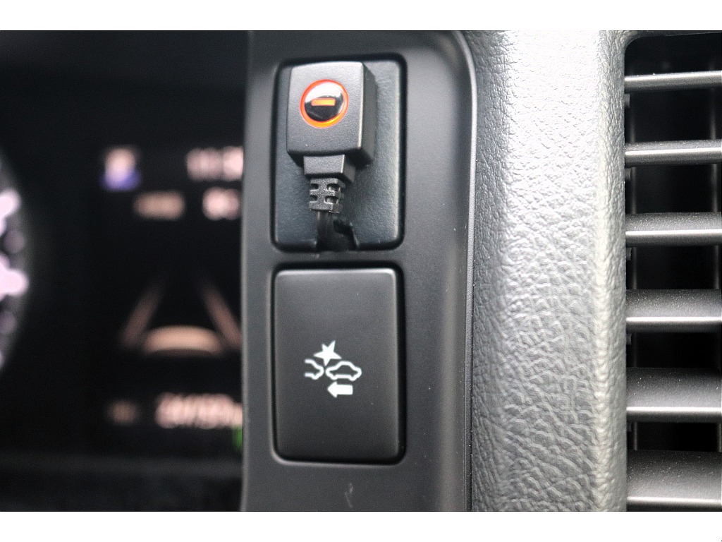 ハイエースセカンド高崎店にて展示中♪027-384-3591