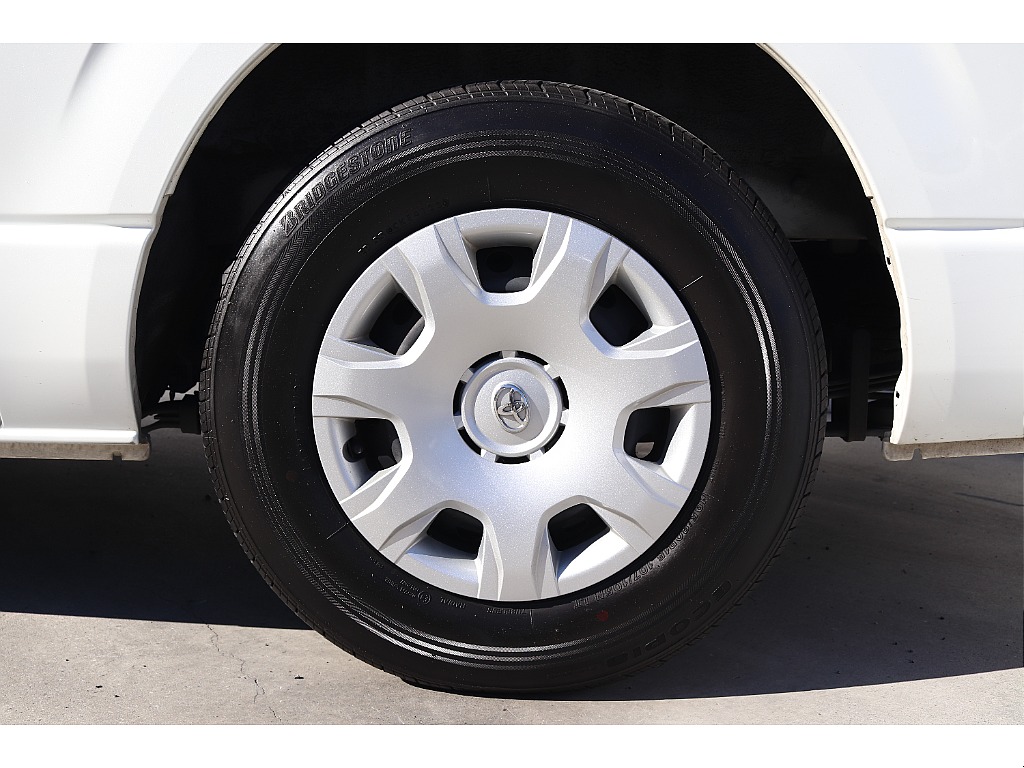 ハイエースセカンド高崎店にて展示中♪027-384-3591