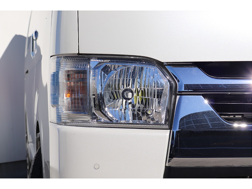 ハイエースセカンド高崎店にて展示中♪027-384-3591