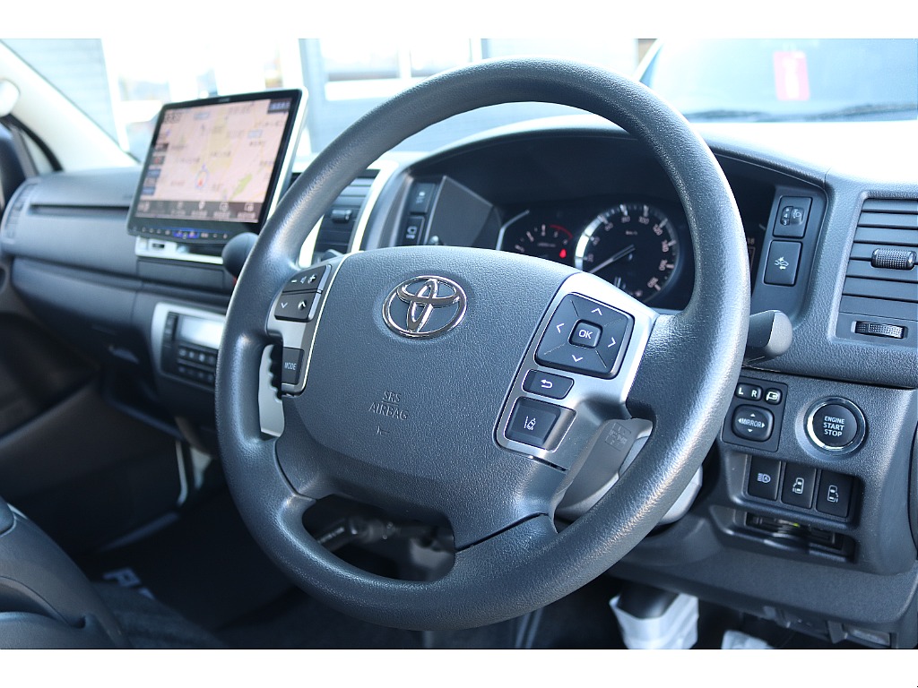 ハイエースセカンド高崎店にて展示中♪027-384-3591