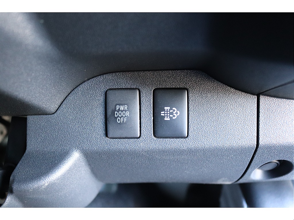 ハイエースセカンド高崎店にて展示中♪027-384-3591