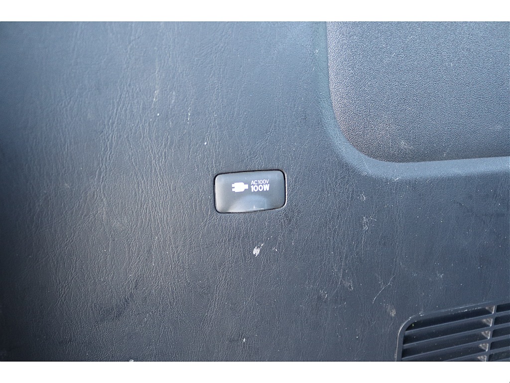 ハイエースセカンド高崎店にて展示中♪027-384-3591