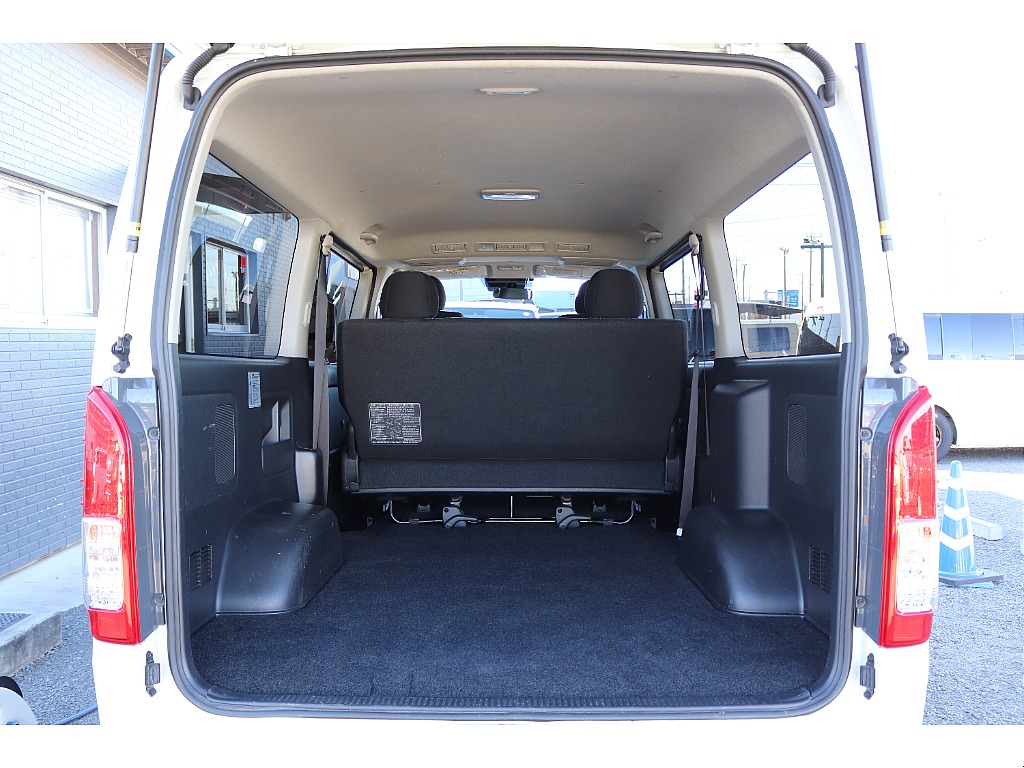 ハイエースセカンド高崎店にて展示中♪027-384-3591