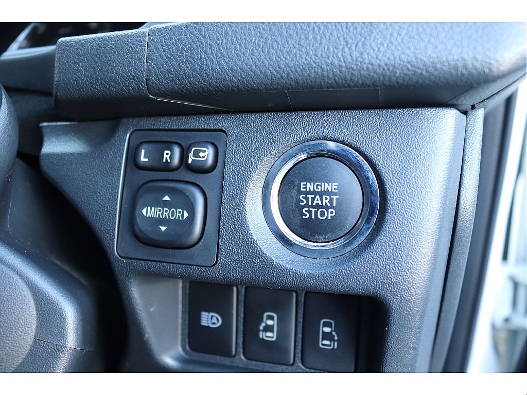 ハイエースセカンド高崎店にて展示中♪027-384-3591