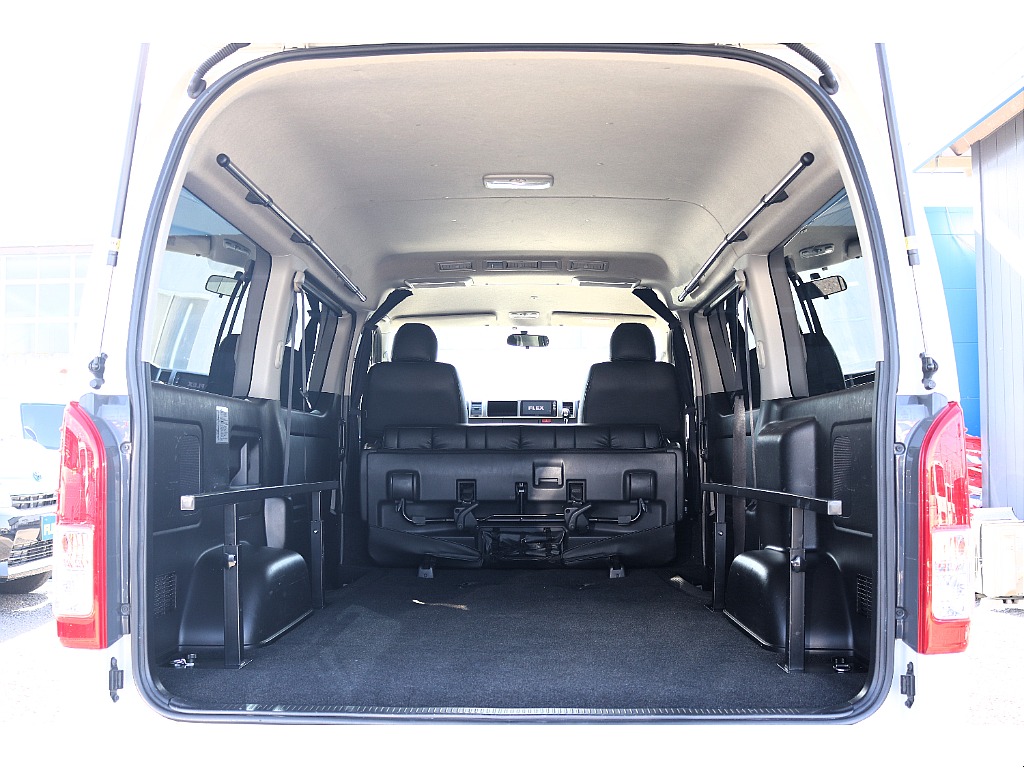 ハイエースセカンド高崎店にて展示中♪027-384-3591