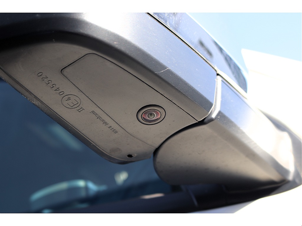 ハイエースセカンド高崎店にて展示中♪027-384-3591