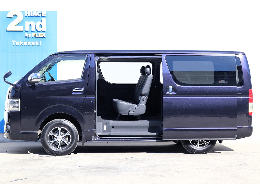 ハイエースセカンド高崎店にて展示中♪027-384-3591