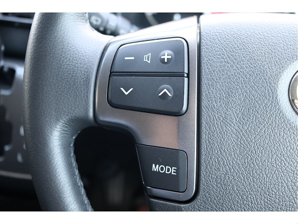 ハイエースセカンド高崎店にて展示中♪027-384-3591