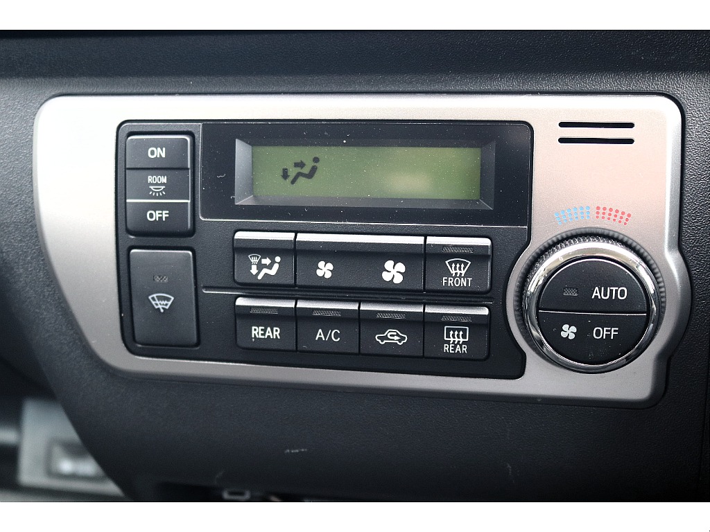 ハイエースセカンド高崎店にて展示中♪027-384-3591