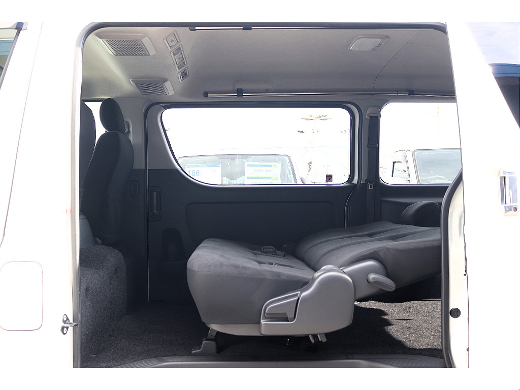 ハイエースセカンド高崎店にて展示中♪027-384-3591