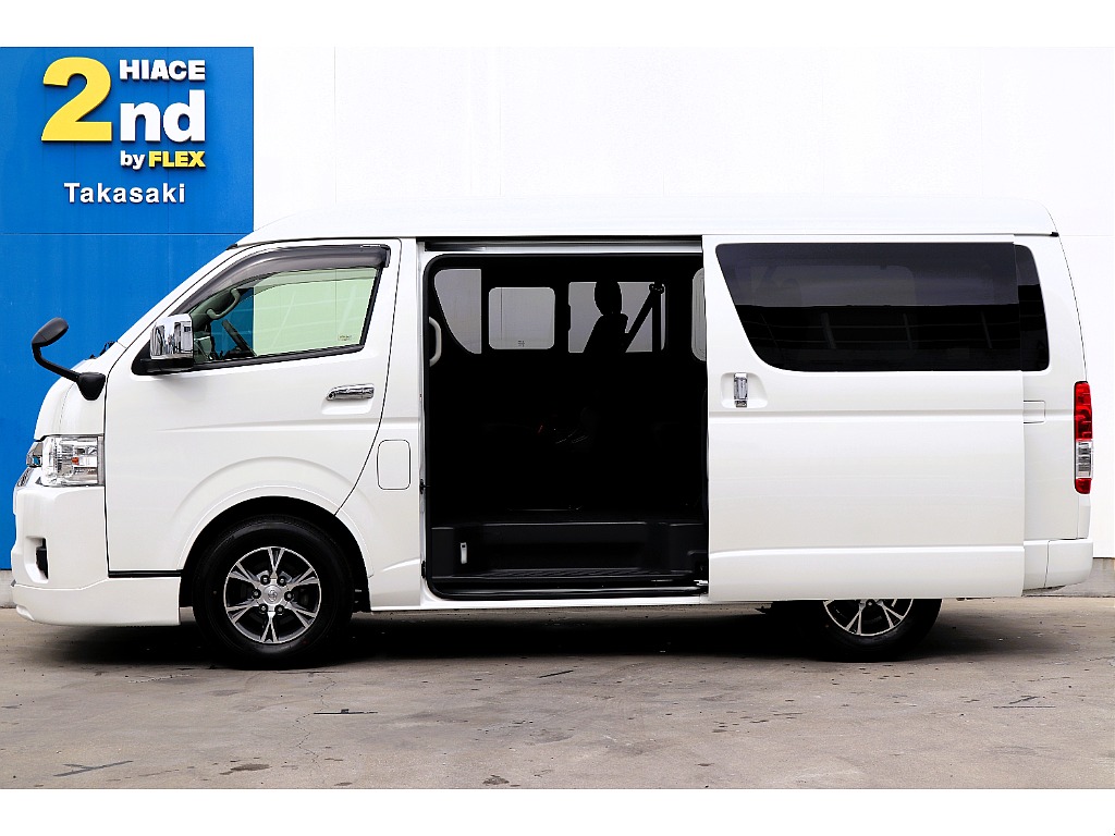 ハイエースセカンド高崎店にて展示中♪027-384-3591