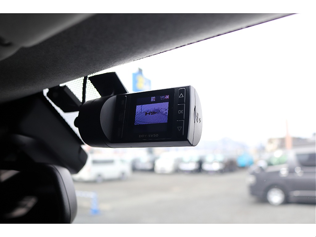 ハイエースセカンド高崎店にて展示中♪027-384-3591