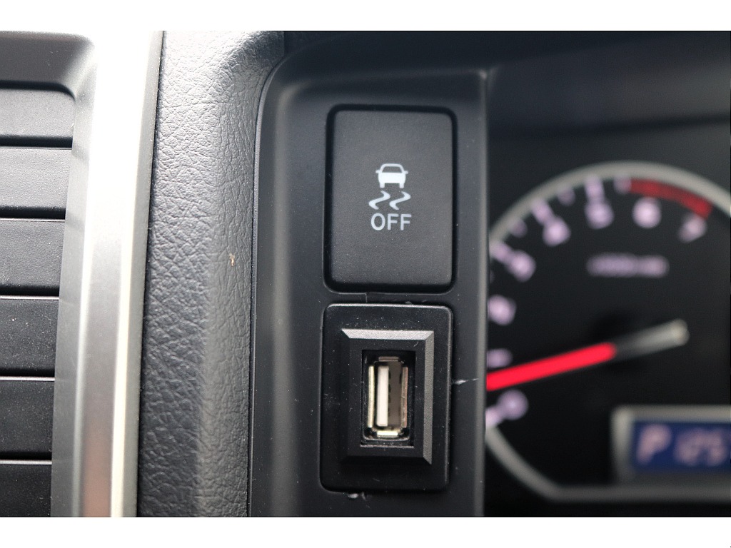 ハイエースセカンド高崎店にて展示中♪027-384-3591