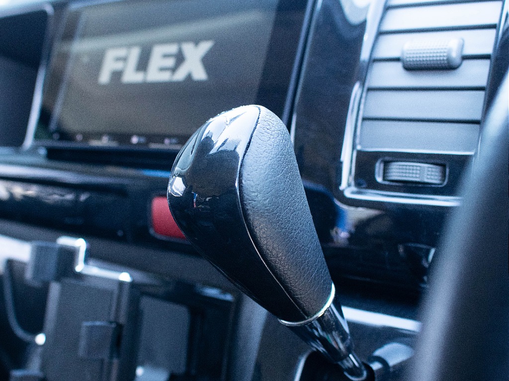 ハイエースセカンド高崎店にて展示中♪027-384-3591