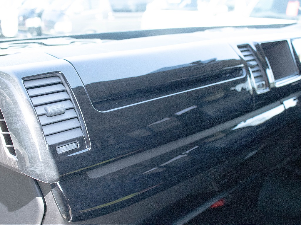 ハイエースセカンド高崎店にて展示中♪027-384-3591