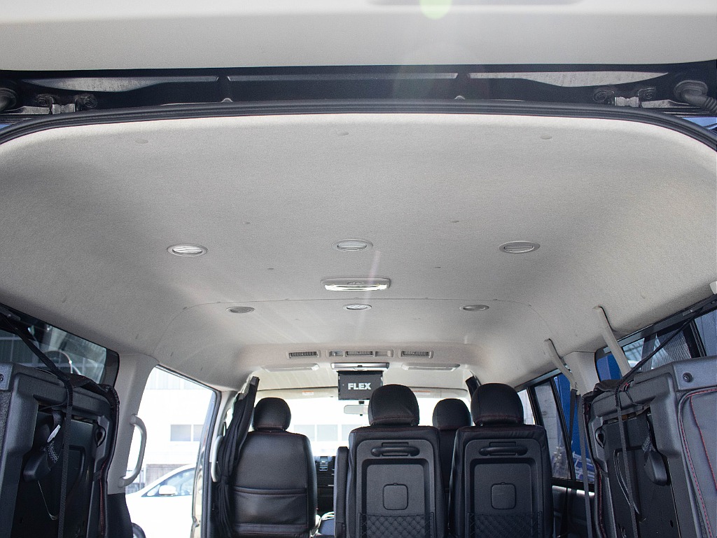 ハイエースセカンド高崎店にて展示中♪027-384-3591