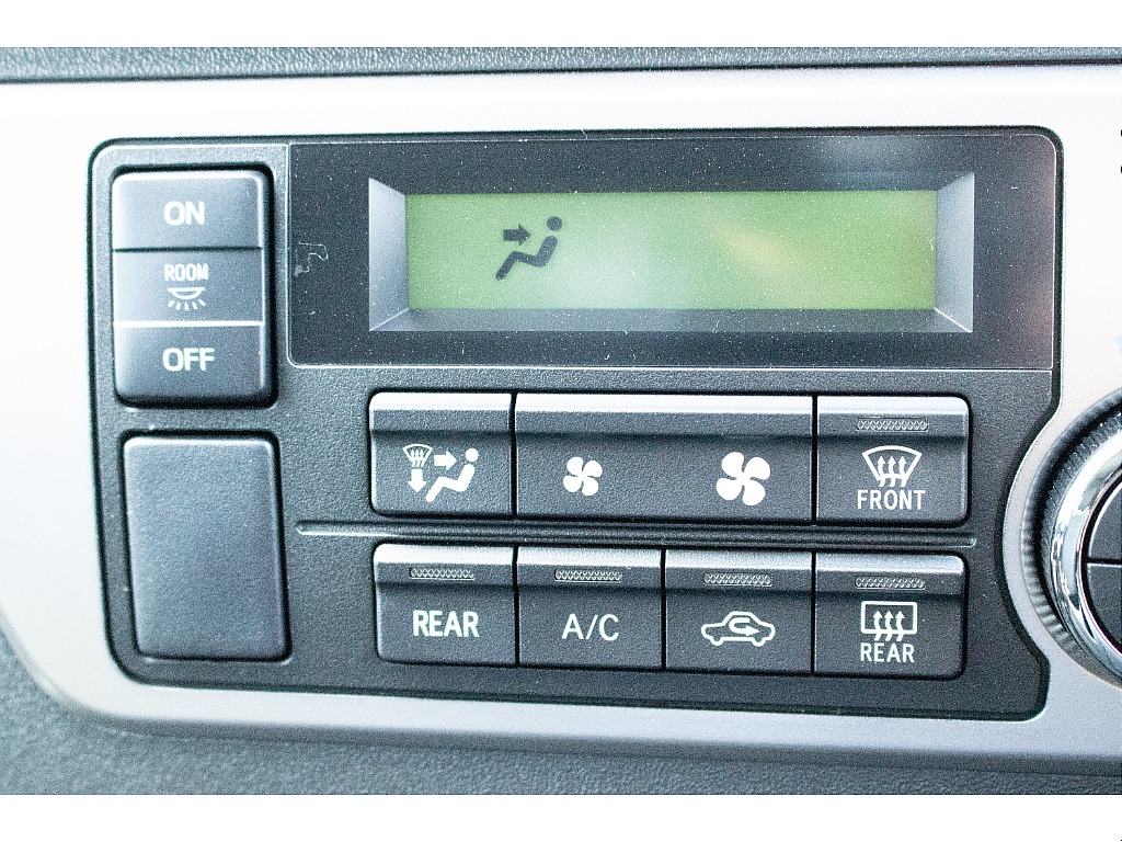 ハイエースセカンド高崎店にて展示中♪027-384-3591