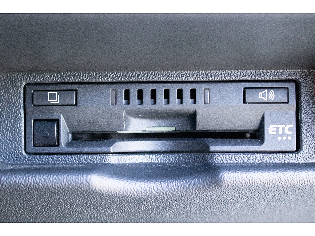 ハイエースセカンド高崎店にて展示中♪027-384-3591