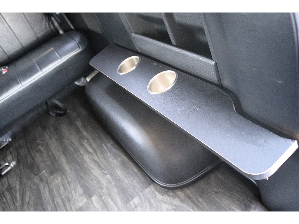 ハイエースセカンド高崎店にて展示中♪027-384-3591