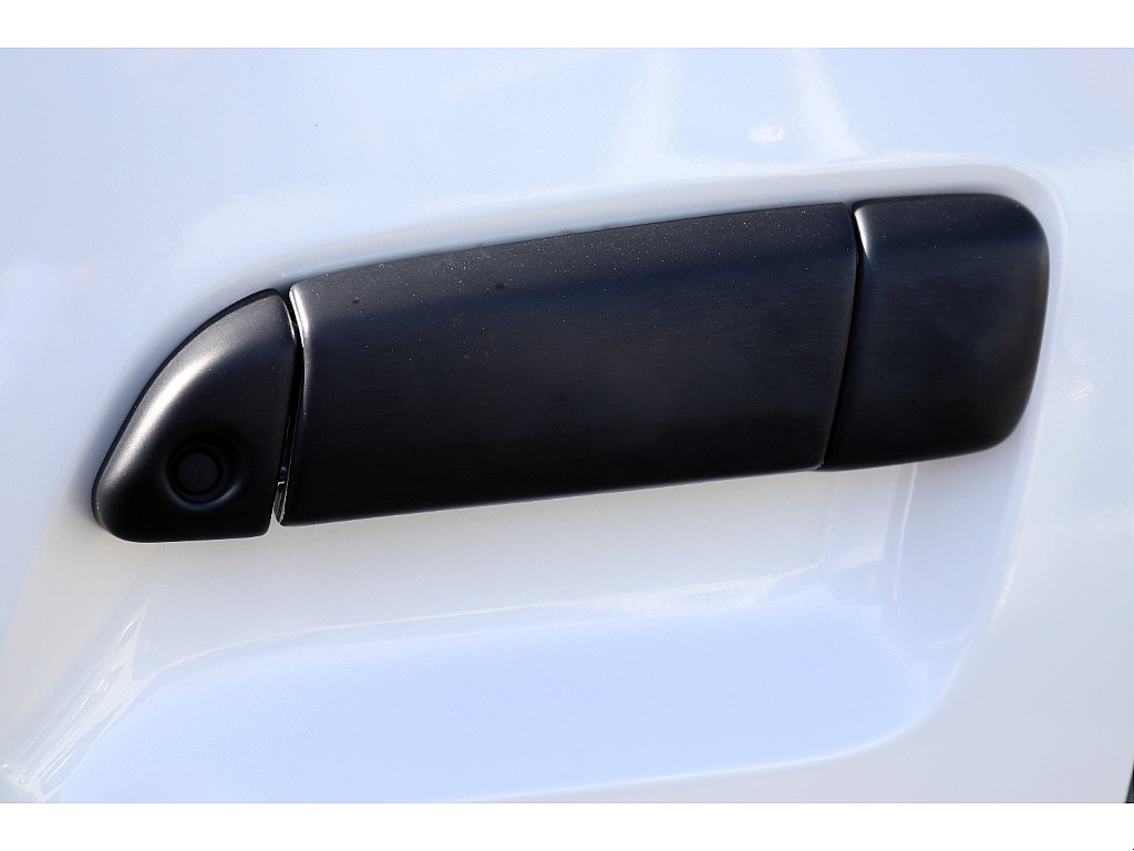 ハイエースセカンド高崎店にて展示中♪027-384-3591