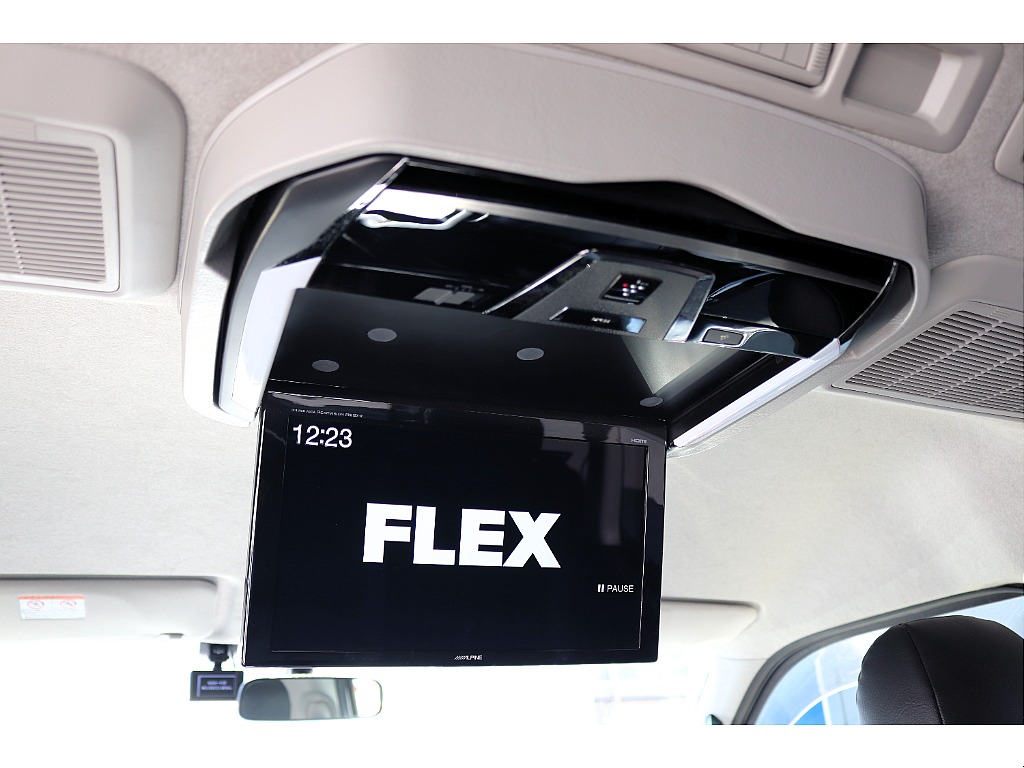 アルパインフリップダウンモニター♪