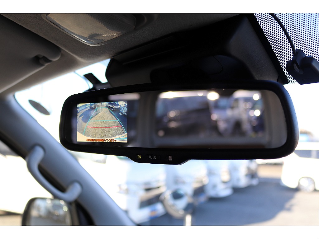 ハイエースセカンド高崎店にて展示中♪027-384-3591