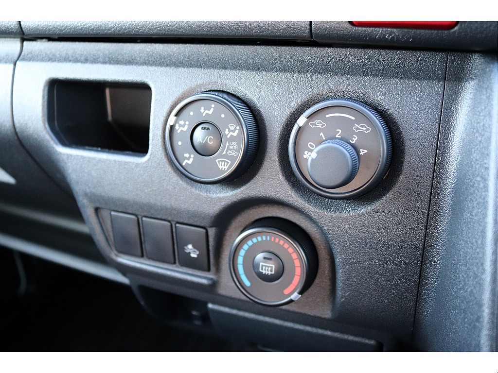 ハイエースセカンド高崎店にて展示中♪027-384-3591