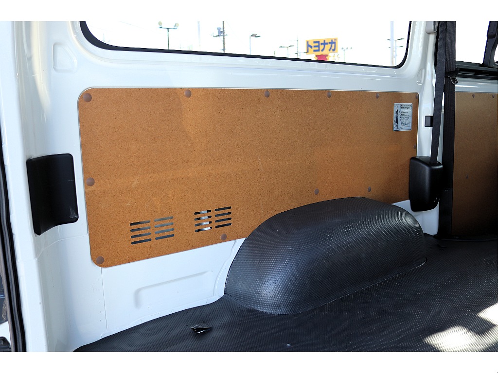 ハイエースセカンド高崎店にて展示中♪027-384-3591