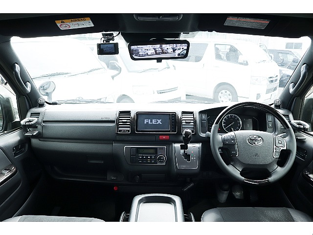 ハイエースセカンド高崎店にて展示中♪027-384-3591