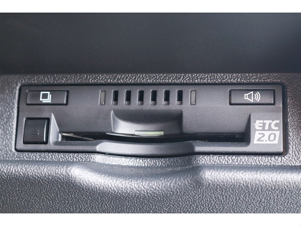 ハイエースセカンド高崎店にて展示中♪027-384-3591