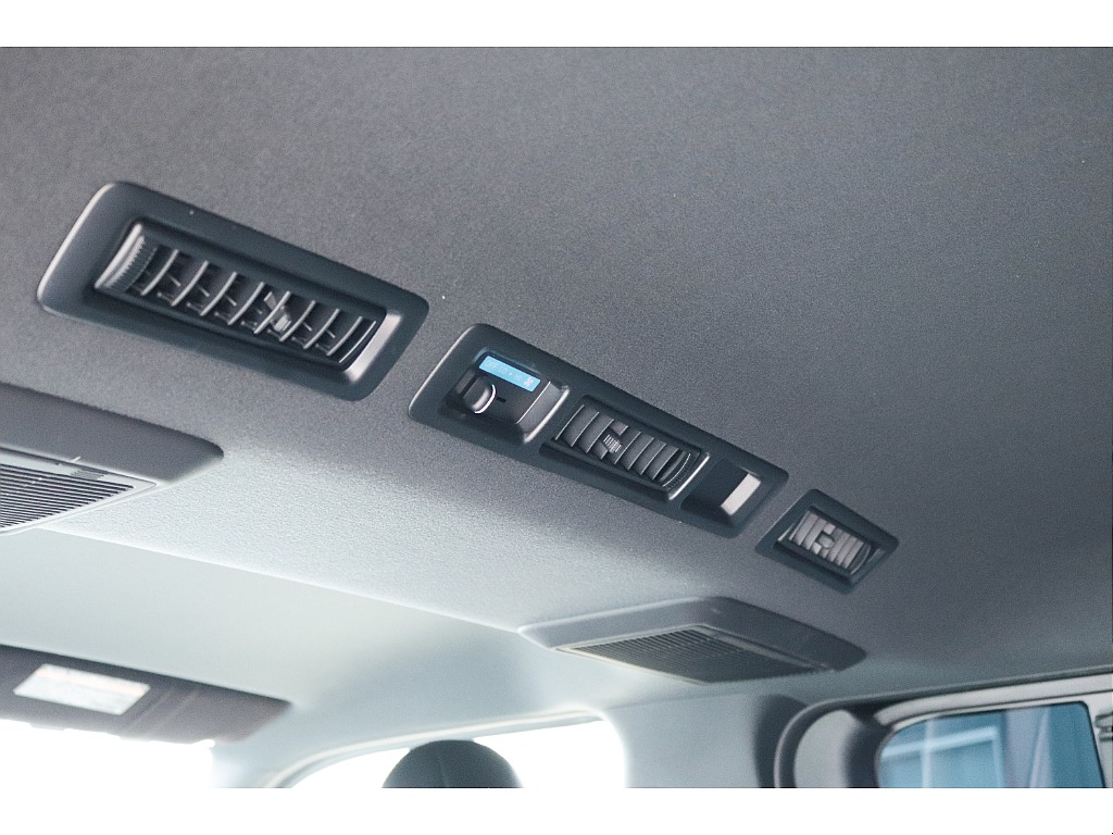 ハイエースセカンド高崎店にて展示中♪027-384-3591