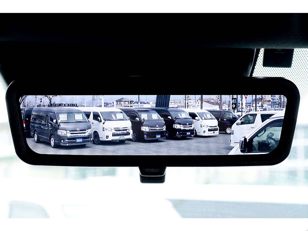 ハイエースセカンド高崎店にて展示中♪027-384-3591