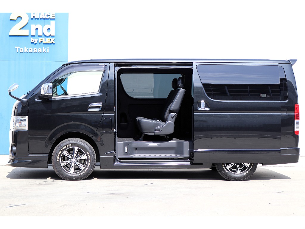 ハイエースセカンド高崎店にて展示中♪027-384-3591