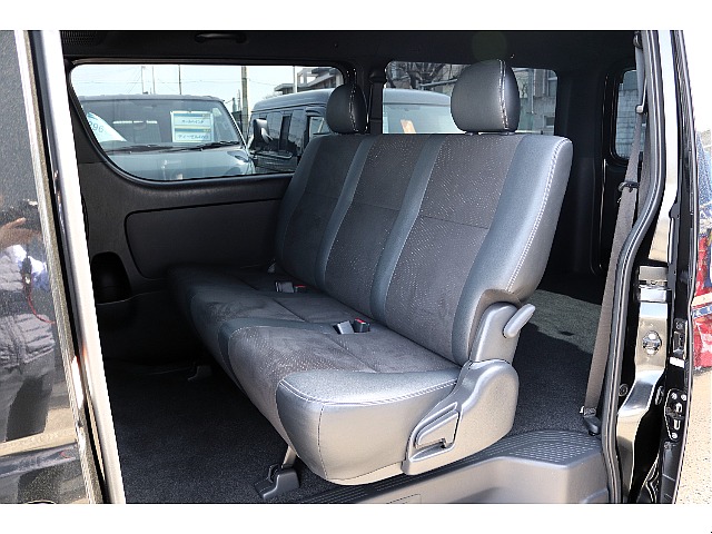 ハイエースセカンド高崎店にて展示中♪027-384-3591