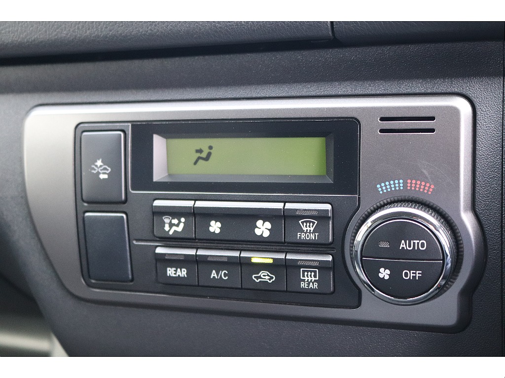 ハイエースセカンド高崎店にて展示中♪027-384-3591